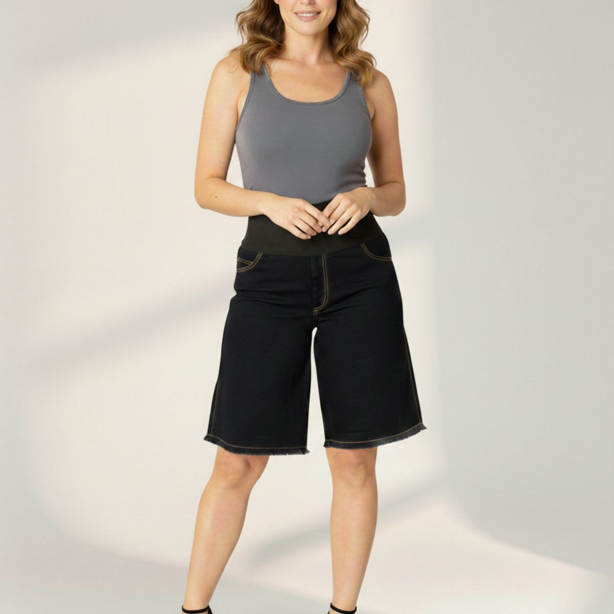 Bermuda Modeladora Jeans Afina Cintura Megaflex Escuro